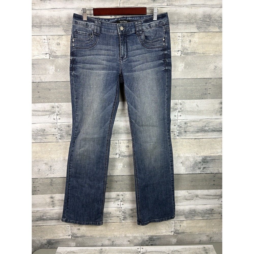 White House Black Market Blanc Jeans Size 6 With Embroidered Pockets